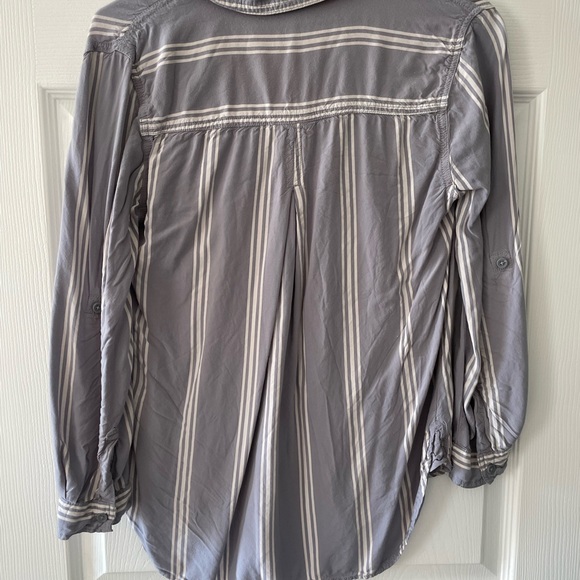 Soft Casual Striped Blouse - Picture 3 of 5